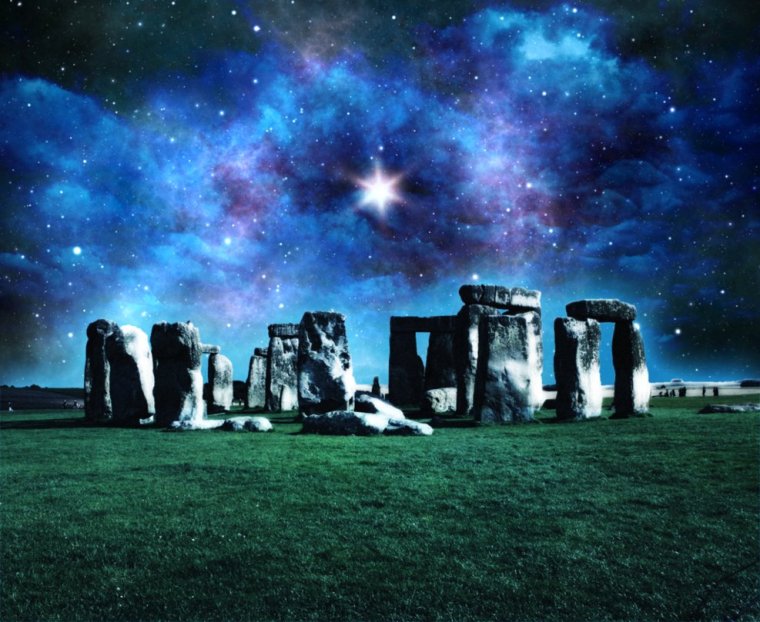 stonehenge_and_stars_by_thunderingsilence13-d55vxu9
